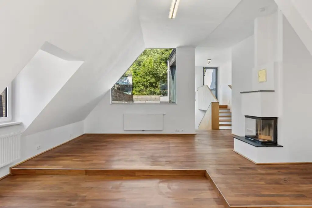 Architekten Juwel mit großer Terrasse im historischen Zentrum von Grinzing
