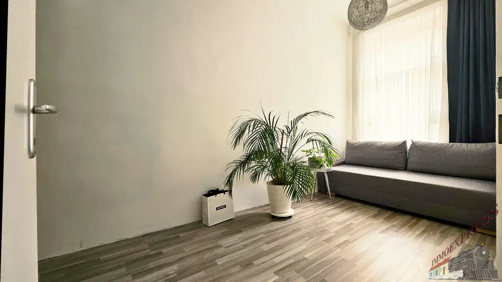 Charmante 4-Zimmer-Altbauwohnung mit modernem Flair in der Karmarschgasse – 83 m²