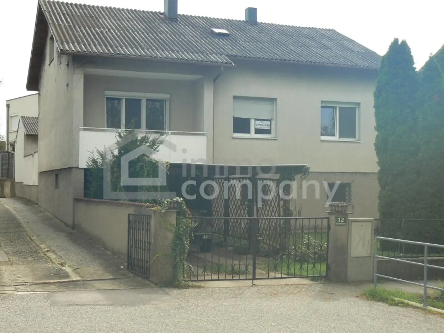 Neusiedl am See - Traumlage - geräumiges Einfamilienhaus mit traumhaftem Innenhof