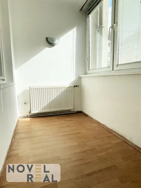 Charmante und lichtdurchflutete Wohnung mit Loggia!!!