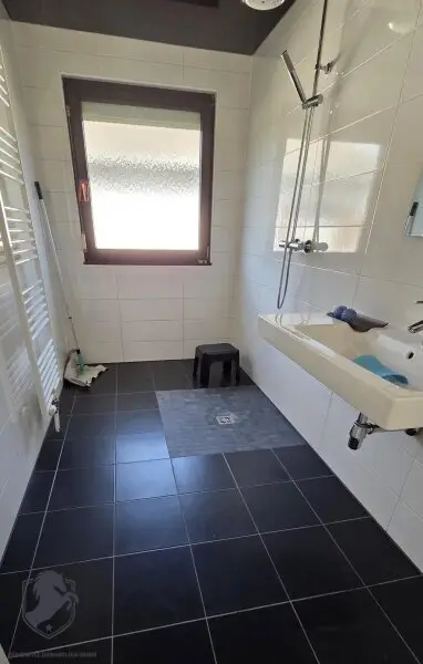 Einfamilienhaus nahe dem Badesee Steinbrunn – Wohnen mit Lebensqualität