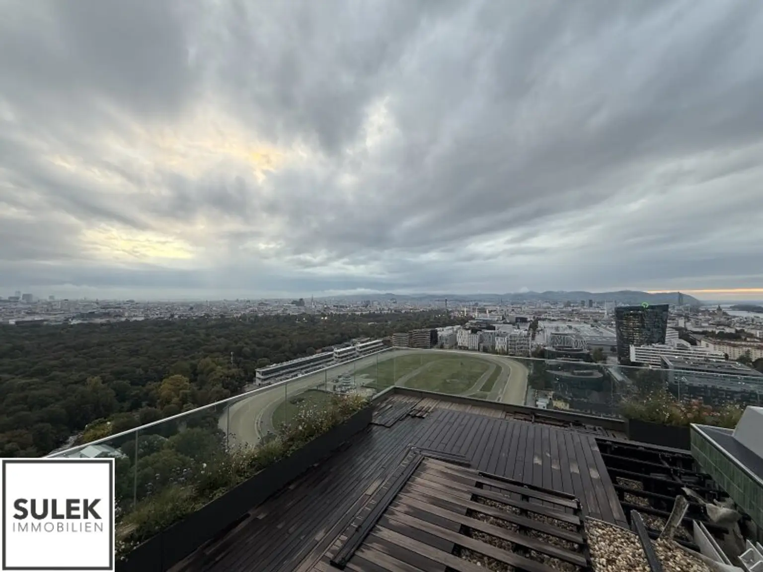 Exklusive 2 Zimmer Erstbezugswohnung inkl. Balkon, Poolnutzung, Fitnessraum & vielen Extras - Projekt Grünblick an der U2!