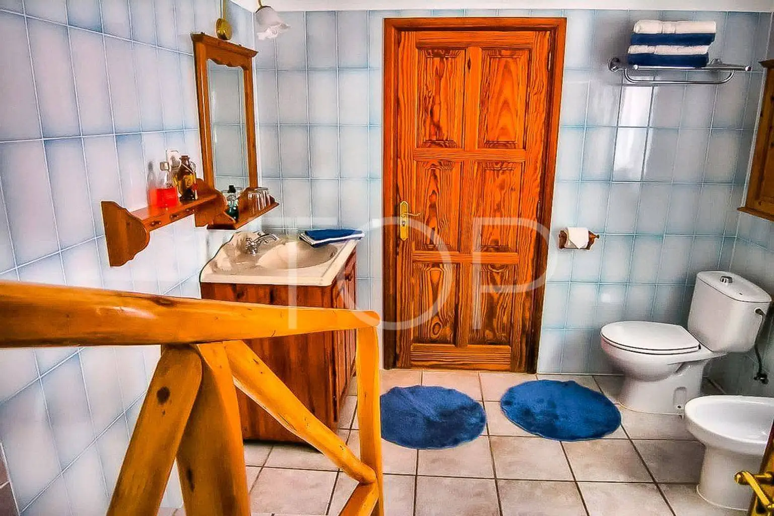 Romántica mansión con seis apartamentos en Costa de Adeje