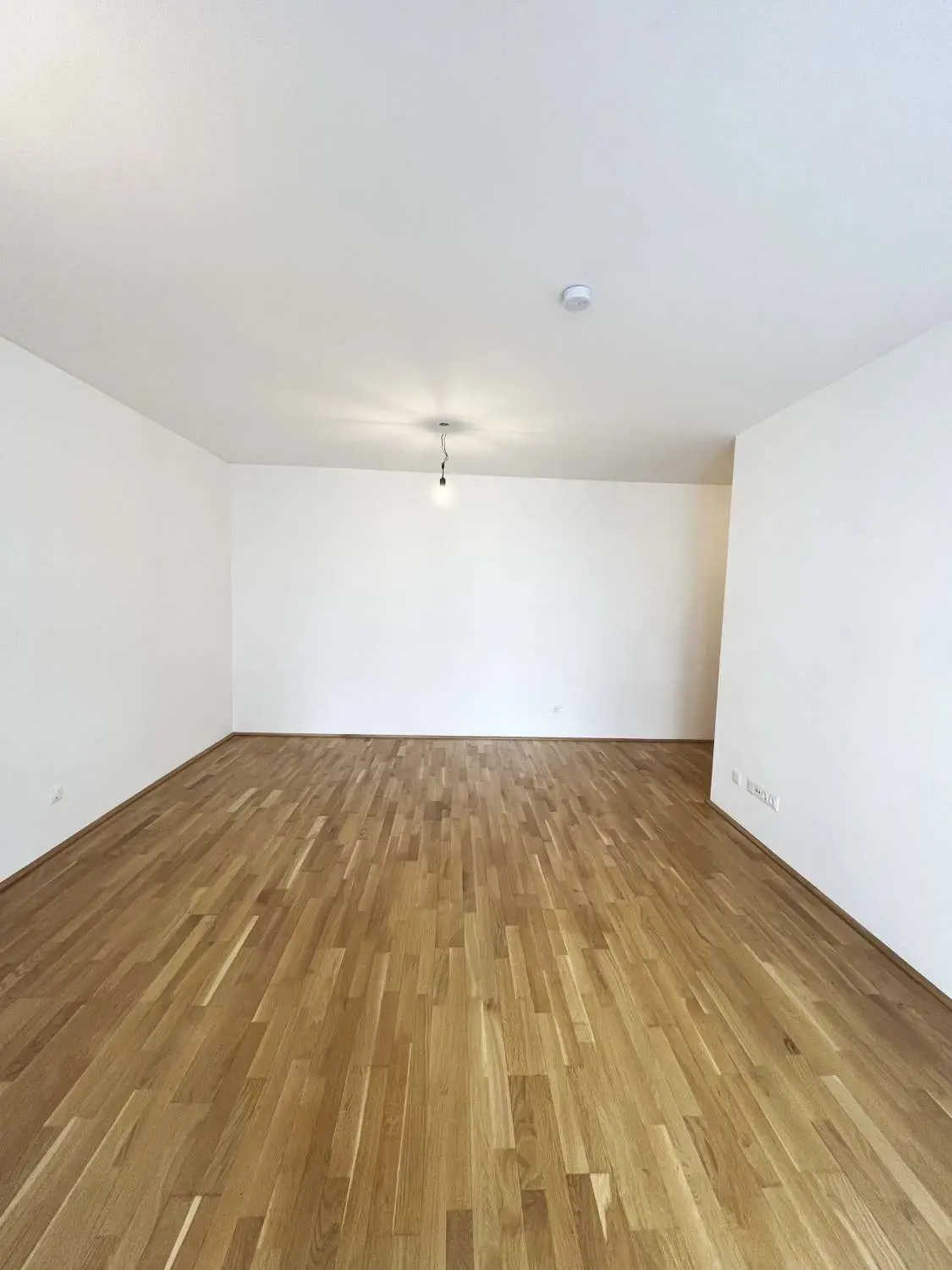 Q11 Leben in Simmering -
herrliche 2-Zimmer-Balkonwohnung mit Deckenkühlung!