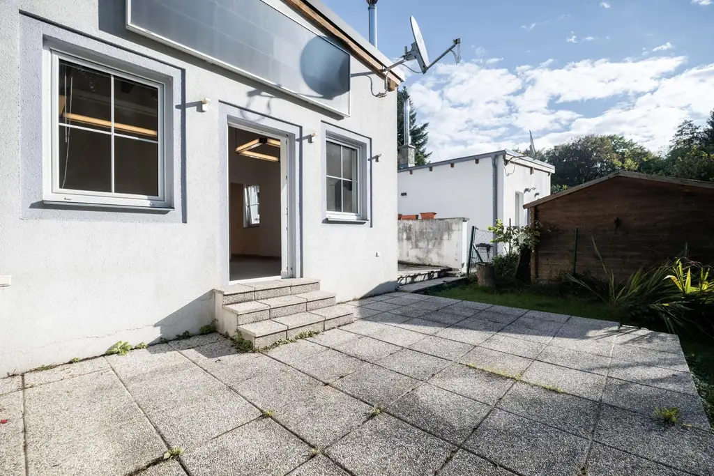 "Moderner Bungalow mit Gartenidylle am Riederberg"
