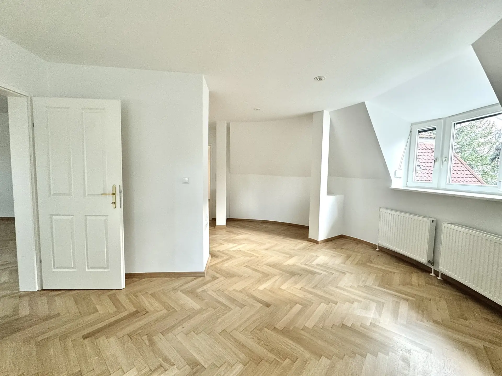 20250325_145034213_iOS