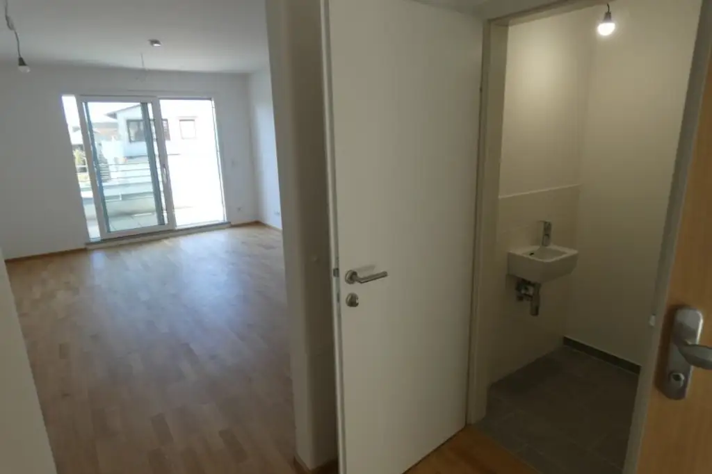 ERSTBEZUG MIT SÜDTERRASSE MIETE INKL. BETRIEBSKOSTEN