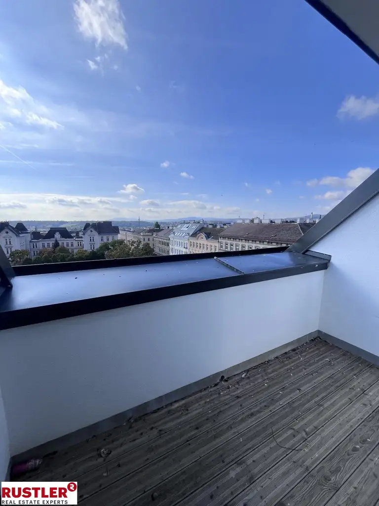 Top moderne Dachgeschosswohnung mit Terrasse & Fernblick | Erstbezug am Reinlpark