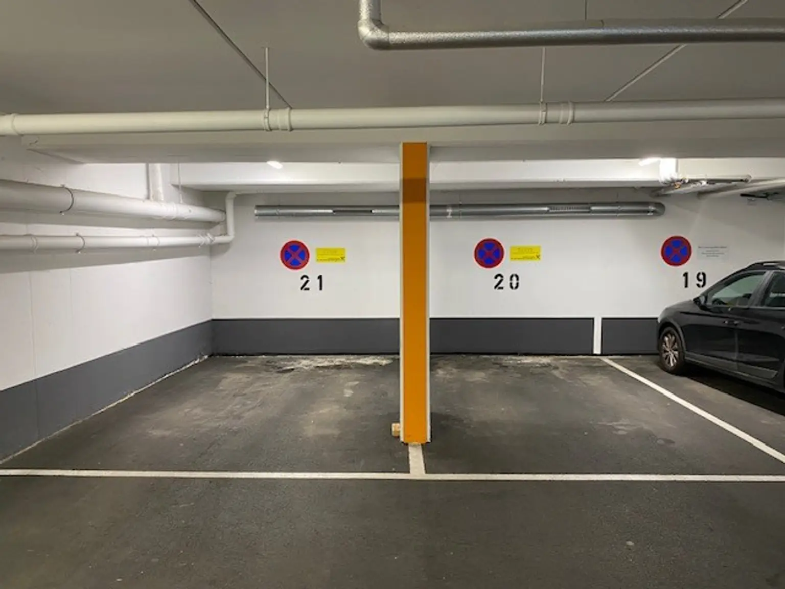 Tiefgaragenplätze