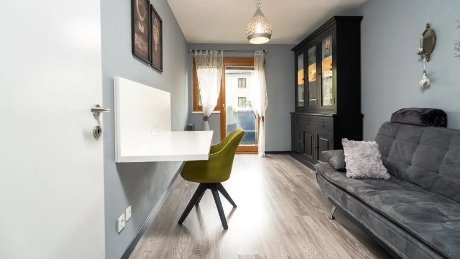 Wohnträume verwirklichen ! *Exklusive Maisonette-Wohnung mit Garten*