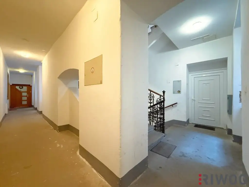 Baubewilligter Rohdachboden nahe U3