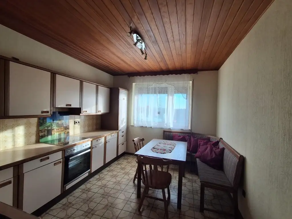 "Miethaus mit Terrasse und Garten - Breitenlee - Neuessling"