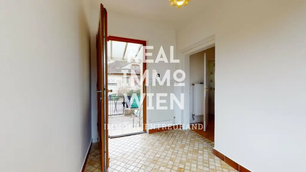 Sehr schönes Einfamilienhaus mit großen Garten im 23. Bezirk!!! 360° - 3D Besichtigung!!!