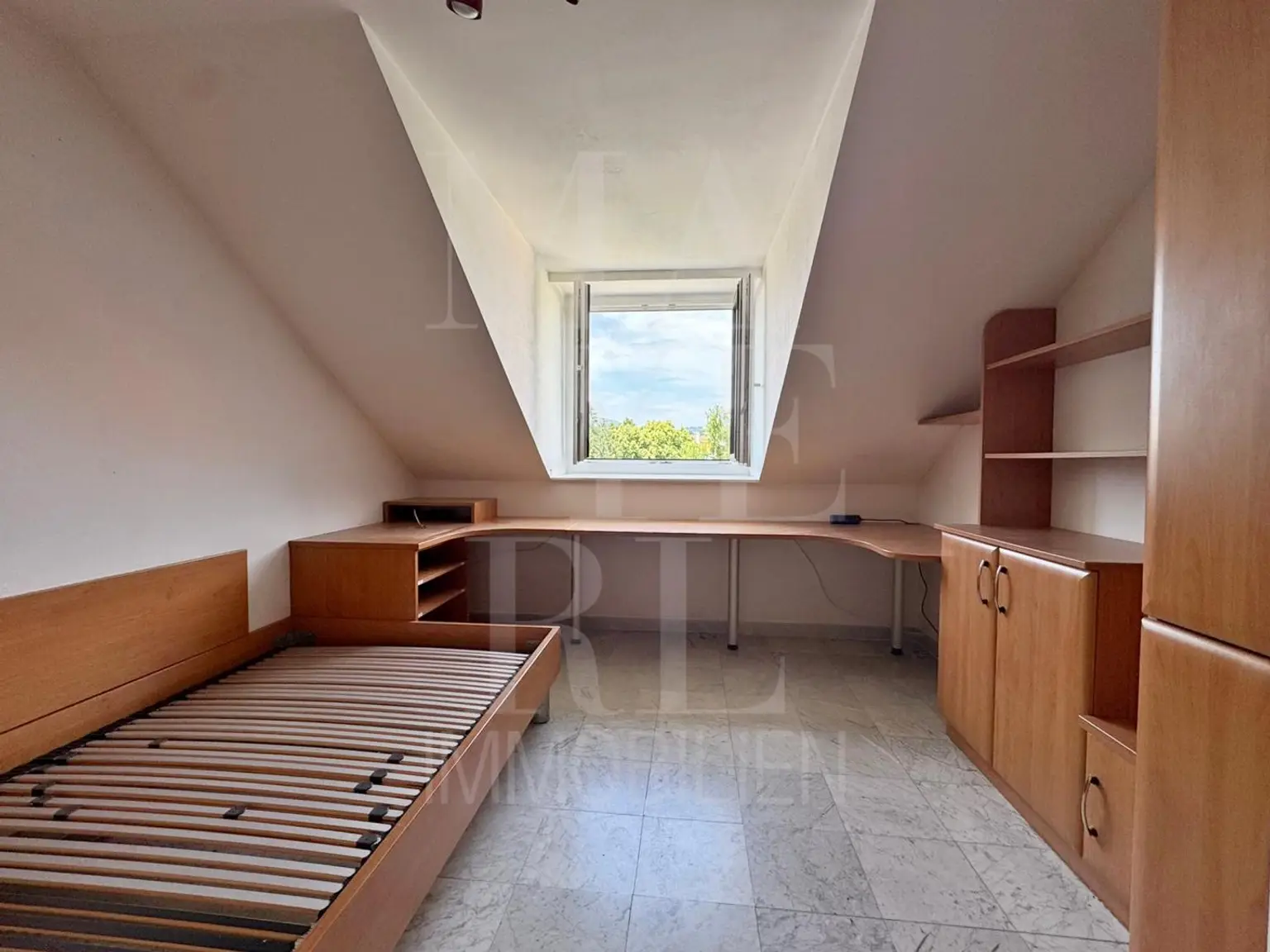 Dachterrassenwohnung nähe Saarplatz (ohne Lift)