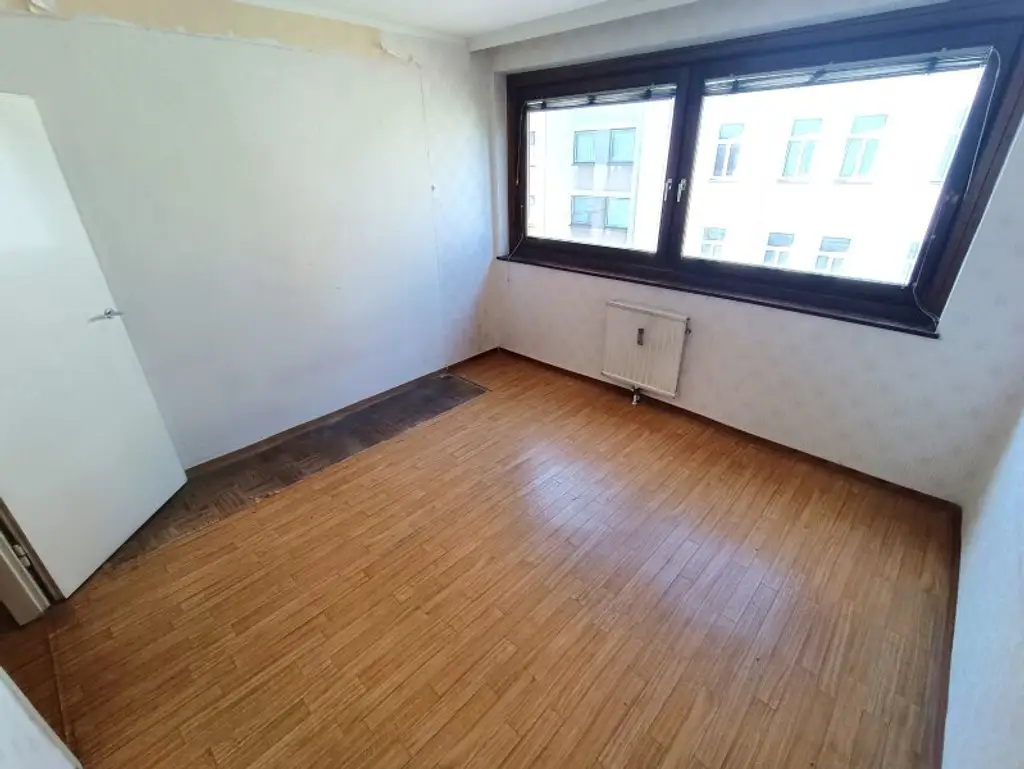 Sanierungsbedürftige 2-Zimmer-Wohnung in 1140 Wien – Ihr neues Zuhause wartet!