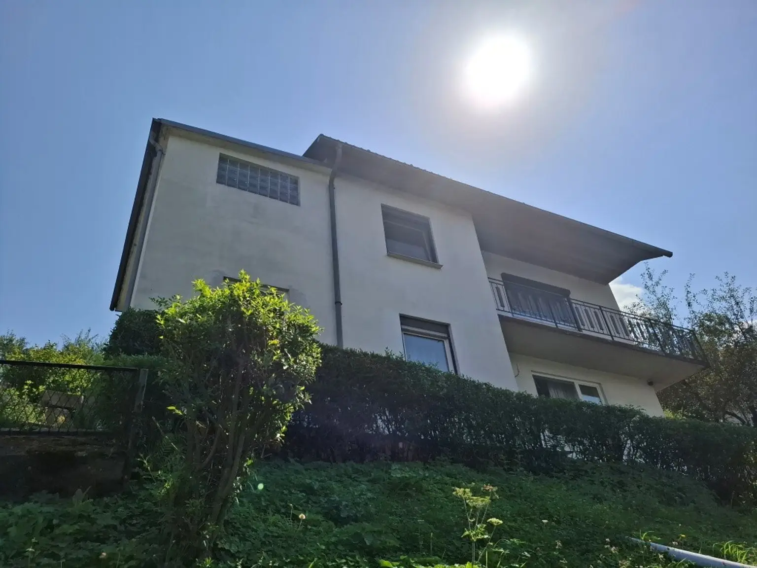 Preisreduktion: Ruhig gelegenes Wohnhaus mit Grund in Hanglage in St. Peter-Freienstein nahe Leoben zu kaufen !
