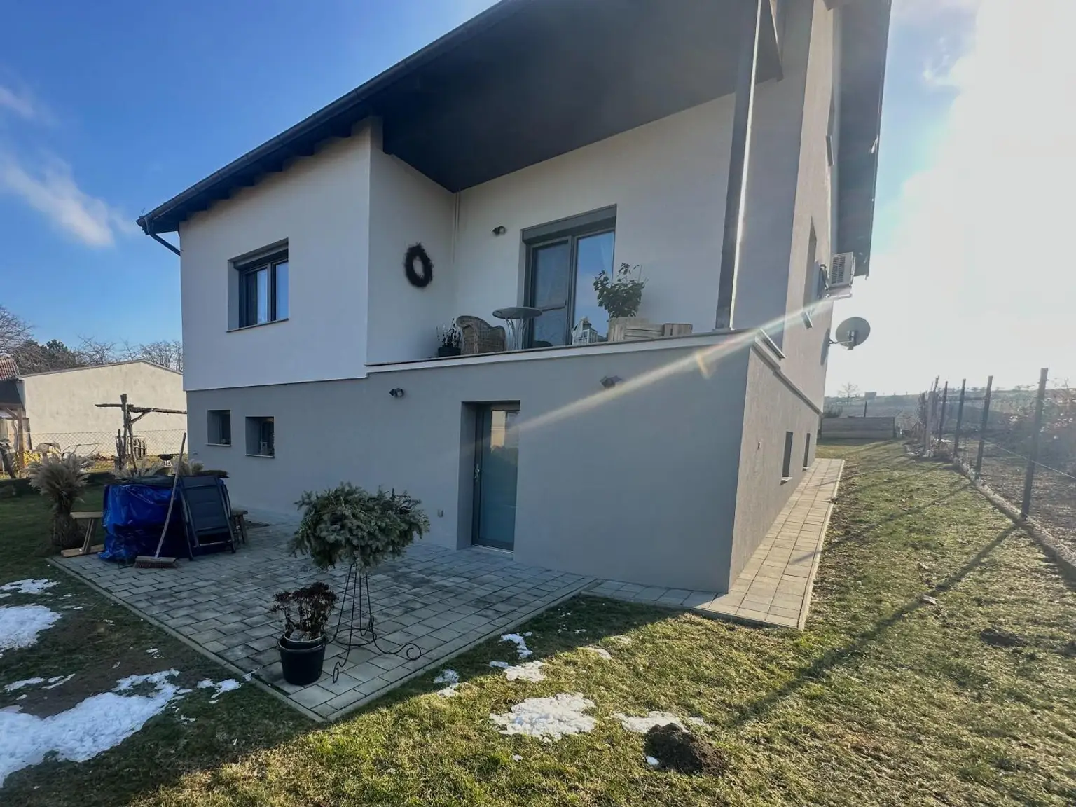 Haus Gartenansicht