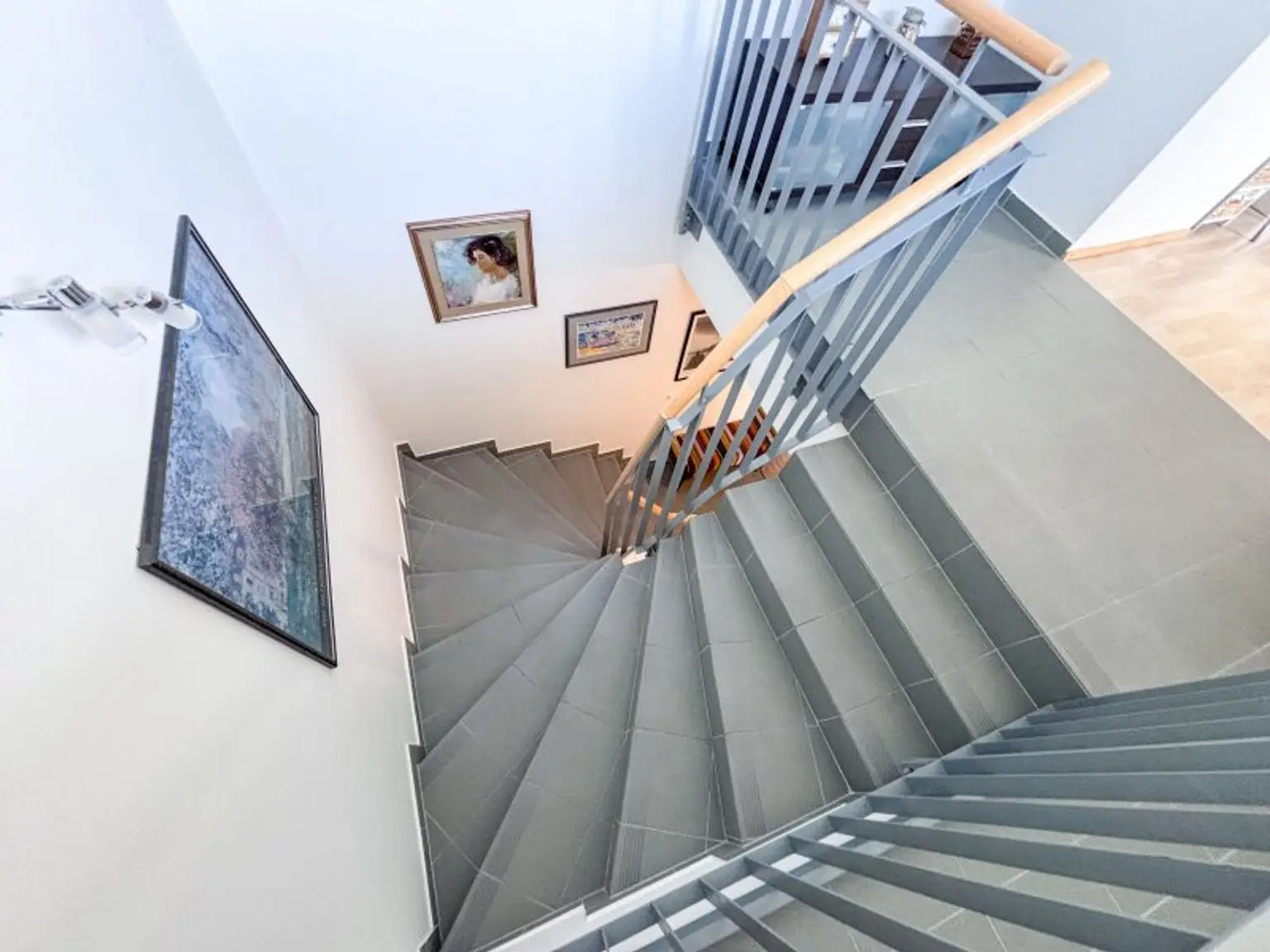 Sonnige DG-Maisonette-Wohnung in Stockerau – viel Platz für die ganze Familie!