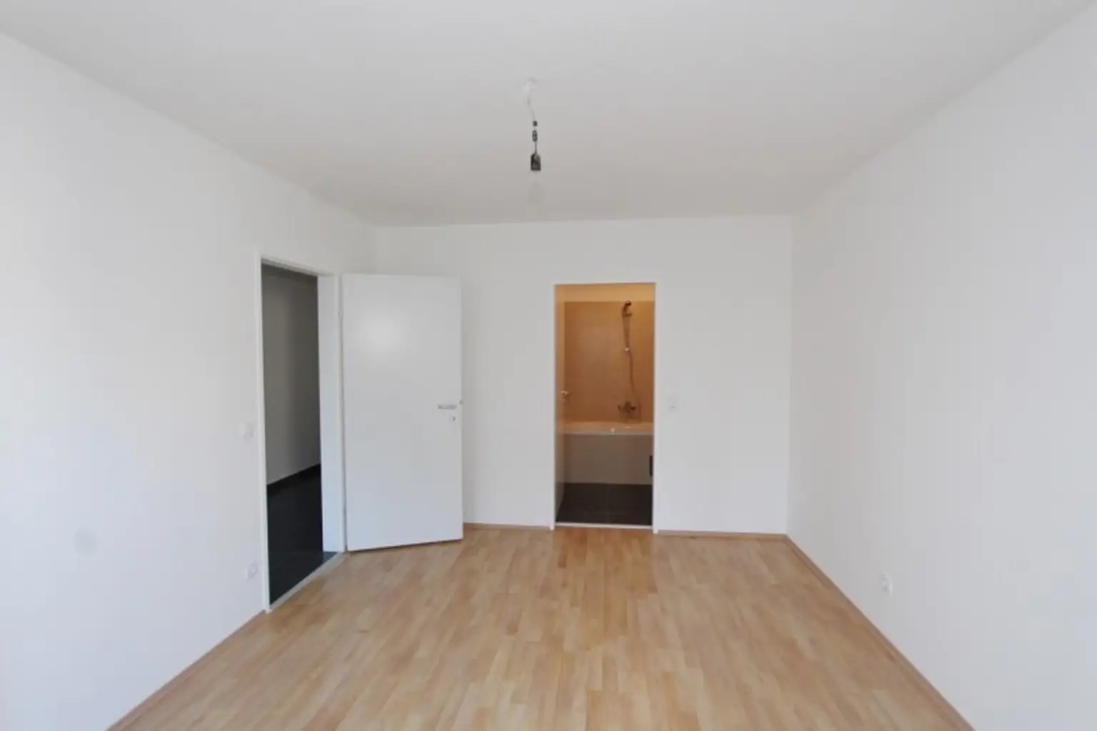 Ideale, sonnige 2 Zimmer Neubauwohnung