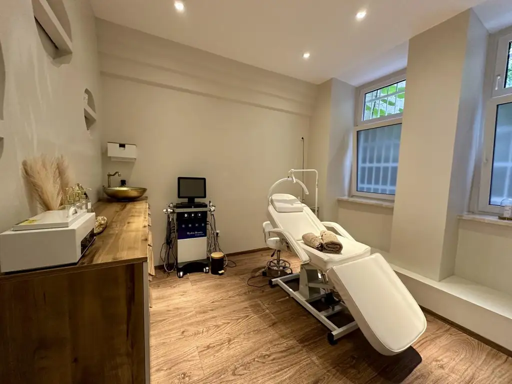 Ihr Beauty-Salon in bester Lage mit hoher Frequenz!