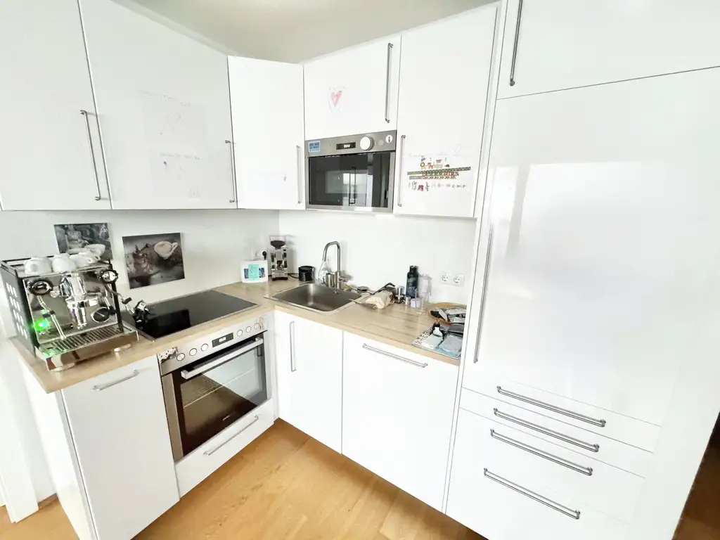 BALKONTRAUM | OPTIMAL AUFGETEILTE 2 ZIMMER | TOPLAGE MIT PERFEKTER VERKEHRSANBINDUNG