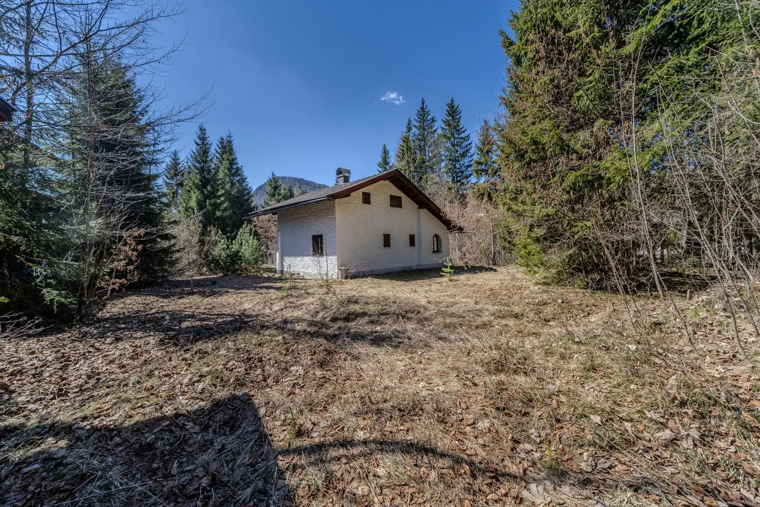 Baugrundstück mit Altbestand/Freizeitwohnsitz