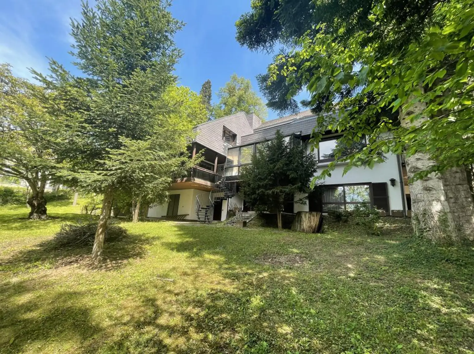 HERRSCHAFTSVILLA IN EXKLUSIVSTER GRAZER LAGE AM ROSENBERG