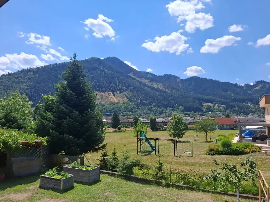 3-Familien-Wohnhaus mit Doppelgarage und Grundstück in sonniger Ruhelage in Pernegg an der Mur zu kaufen !