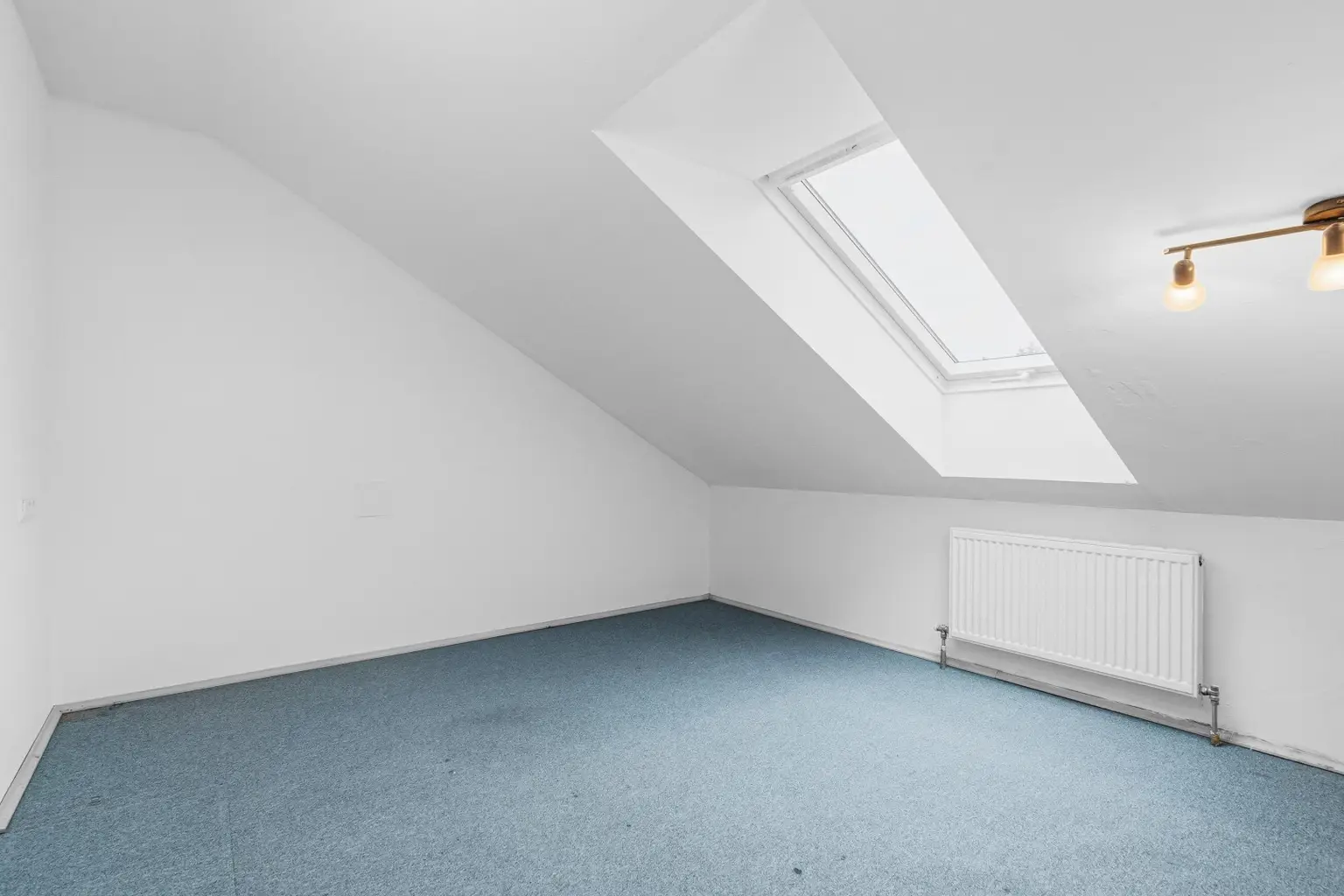 Zimmer DG Dachschräge