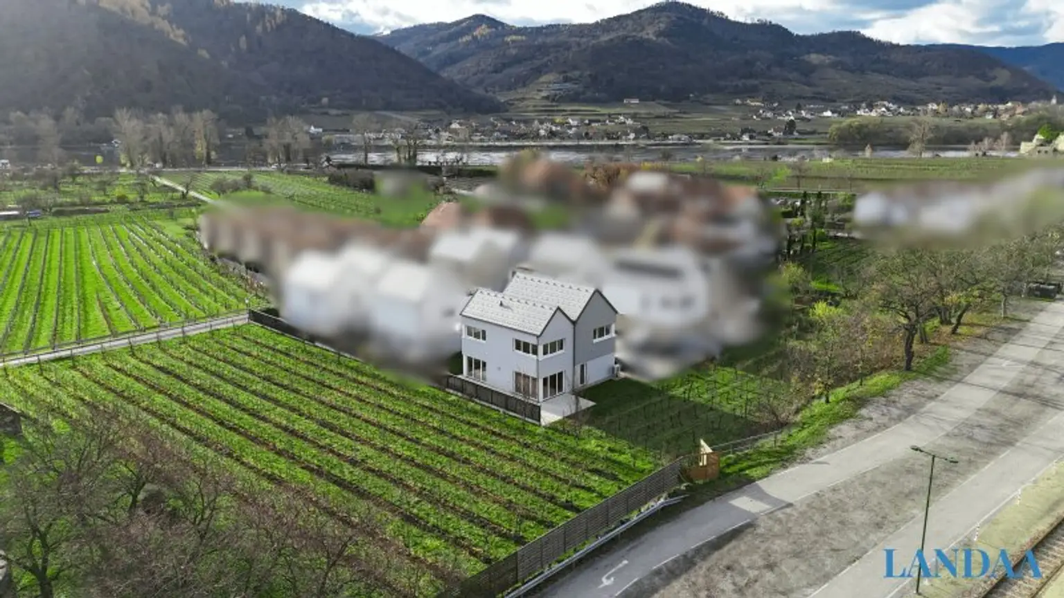 Leben, wo andere Urlaub machen – Modernes Wohnen in Dürnstein