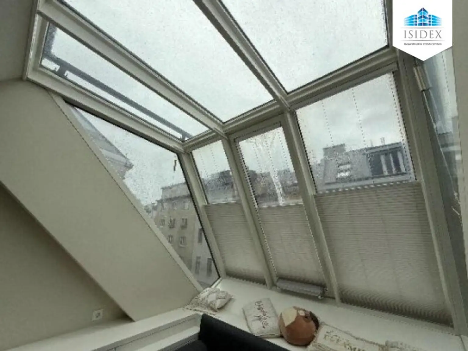 Dachgeschosstraum im Karmeliterviertel für Anleger