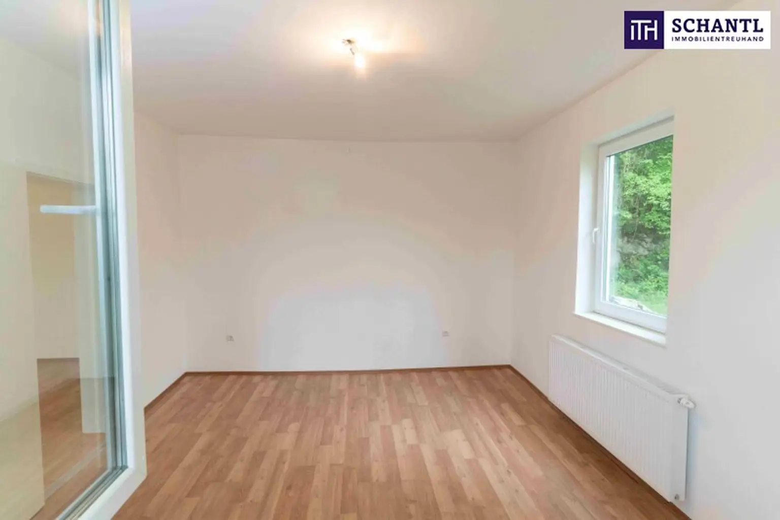 PROVISIONSFREI!! Perfekt aufgeteilte Zimmer! WOHLFÜHLOASE mit RIESIGER SONNENTERRASSE!