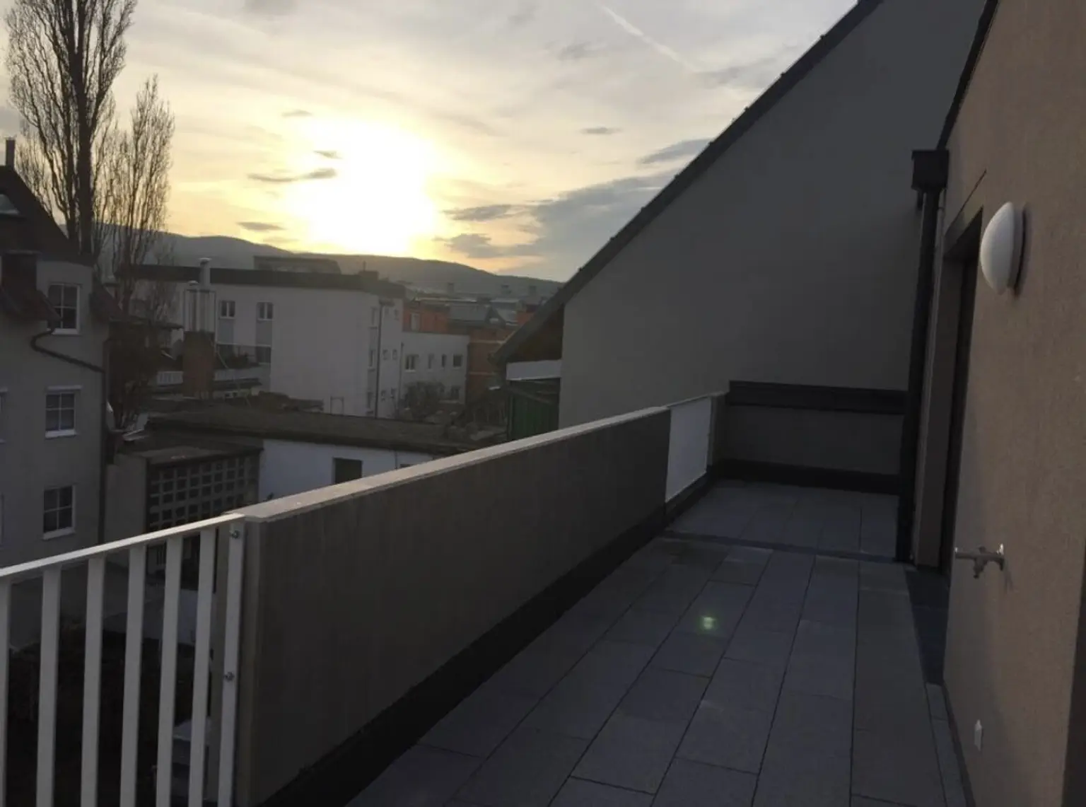 Dachgeschoß mit 3 Zimmer und 2 Terrassen!