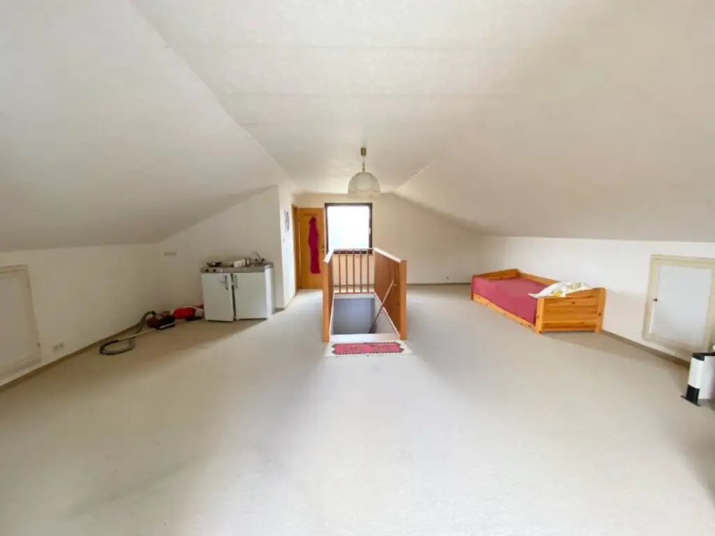 HAUS zu SANIEREN mit GARTEN im Wienerwald