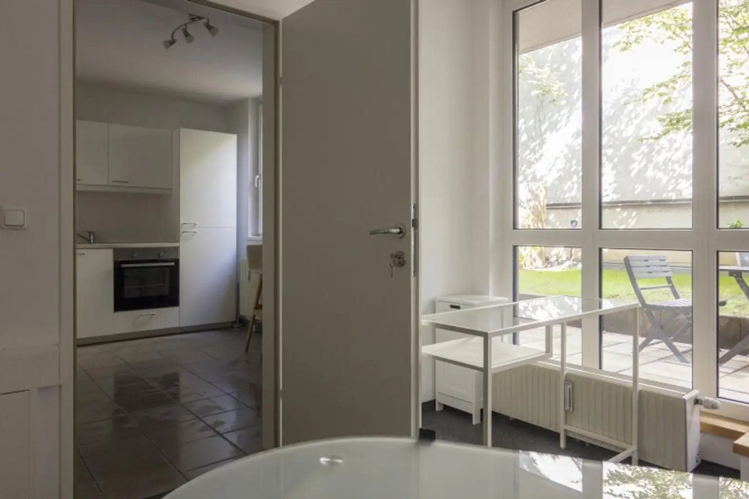 Mariahilfer Straße - Büro mit Terrasse & Garten - Parkplatz möglich