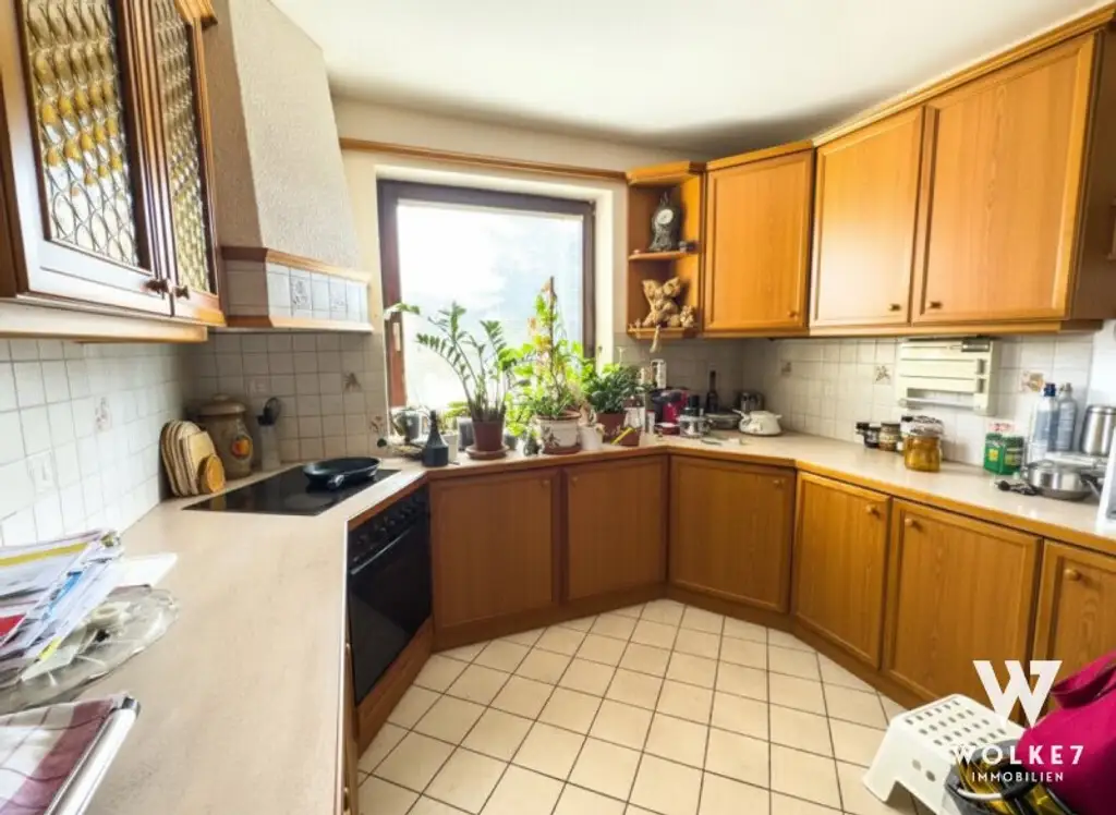 Großzügiges Einfamilienhaus mit großem Garten | 542 m² Grund | Fußbodenheizung | Ruhelage | GLORIT-Haus