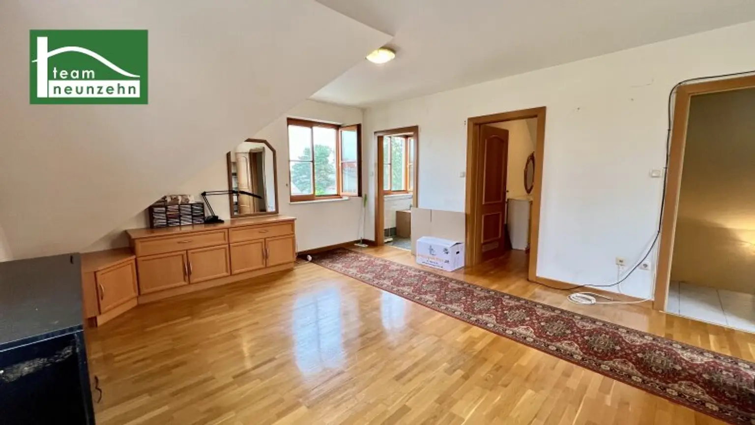 Großzügiges Reihenhaus auf 245m² Eigengrund - 173m² Wnfl., 5x Zimmer & zusätzlichem Keller von 63m².
