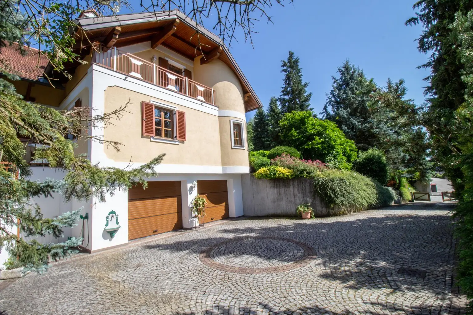 Exklusives Einfamilienhaus in Thalheim