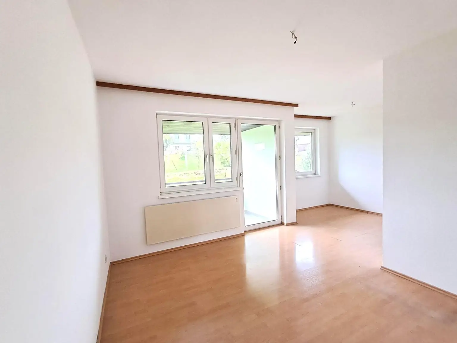 Ankommen. Wohlfühlen. Gestalten – Ihre neue Wohnung mit Loggia im Grünen