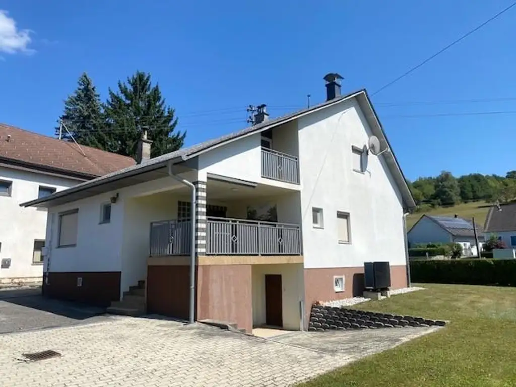 Wohnen & Wertanlage - Einfamilienhaus mit großem Garten/Baugrund in Olbendorf