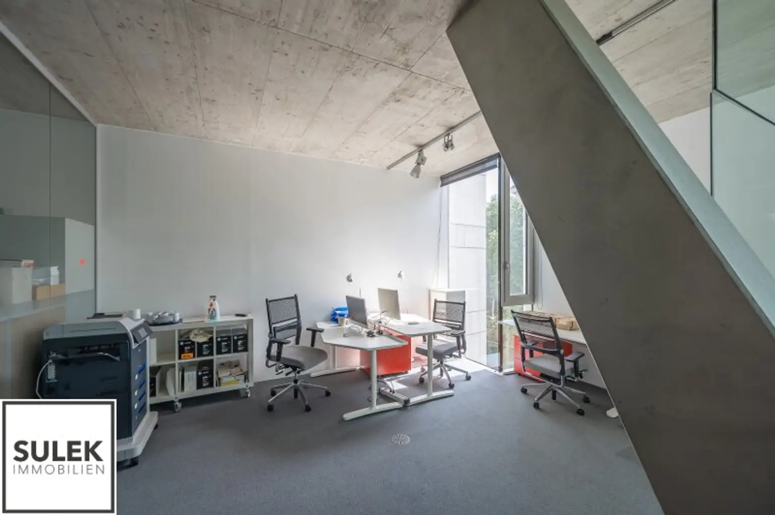 Modernes, kleines Büro mit Top-Anbindung nahe U4/U6 Längenfeldgasse