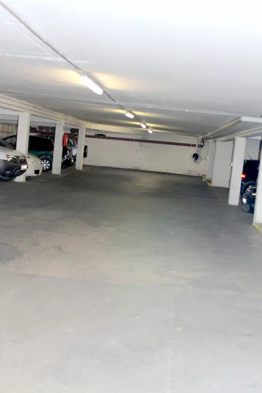 Tiefgaragenplatz extra anmietbar