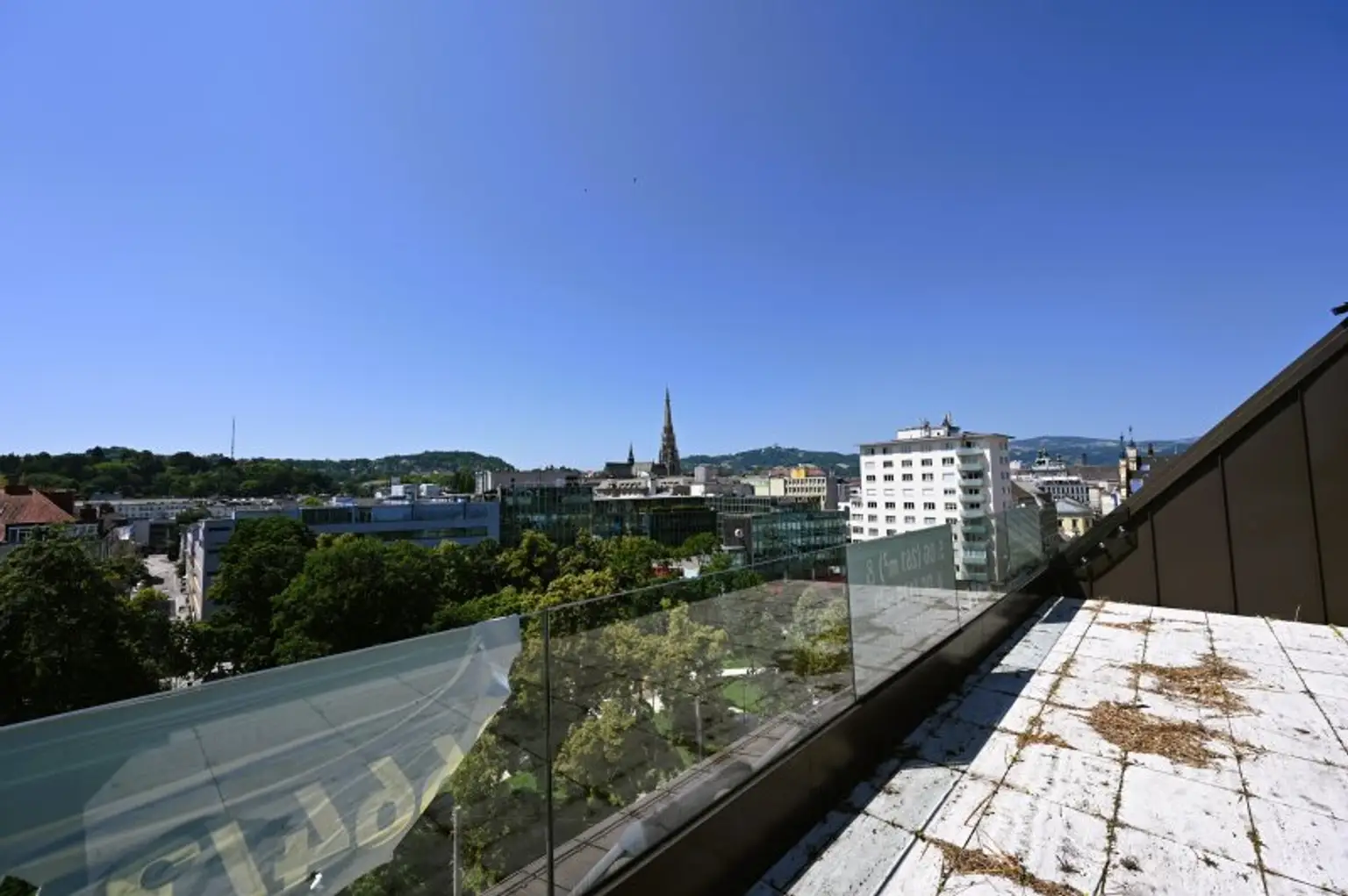 Repräsentative Bürofläche über 2 Etagen an der Landstraße!