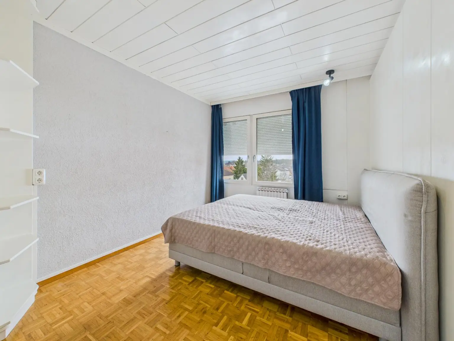Schlafzimmer 2
