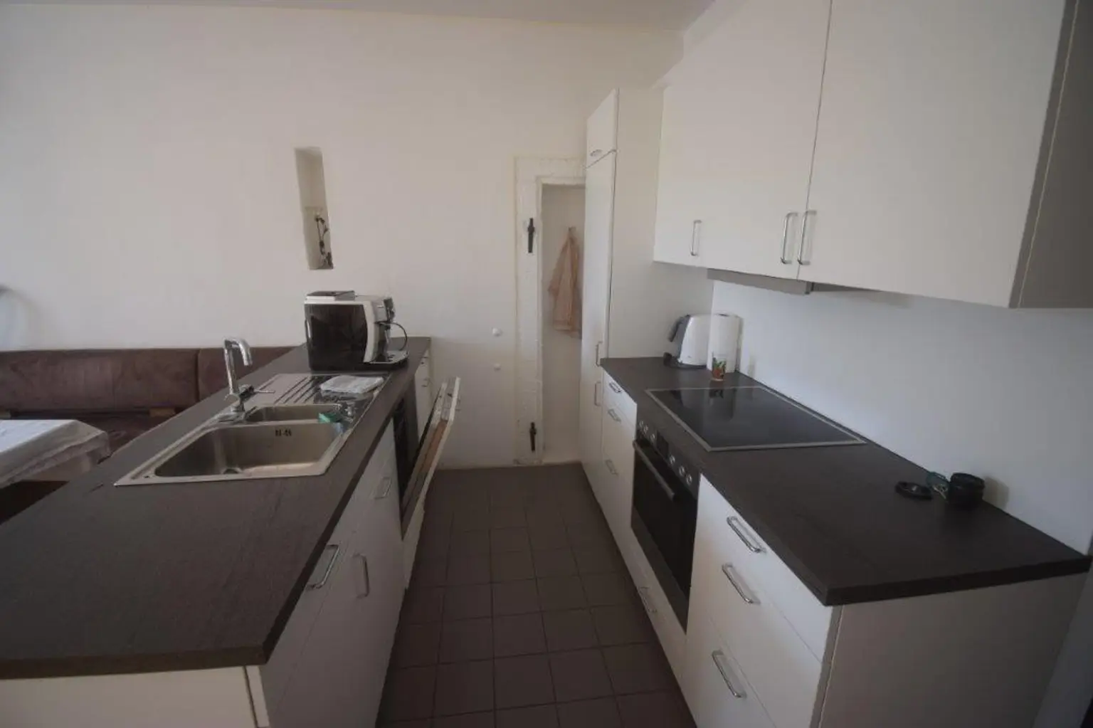 Wunderschöne 3-Zi-Wohnung in historischem Gebäude mit Balkon und Blick ins Grüne