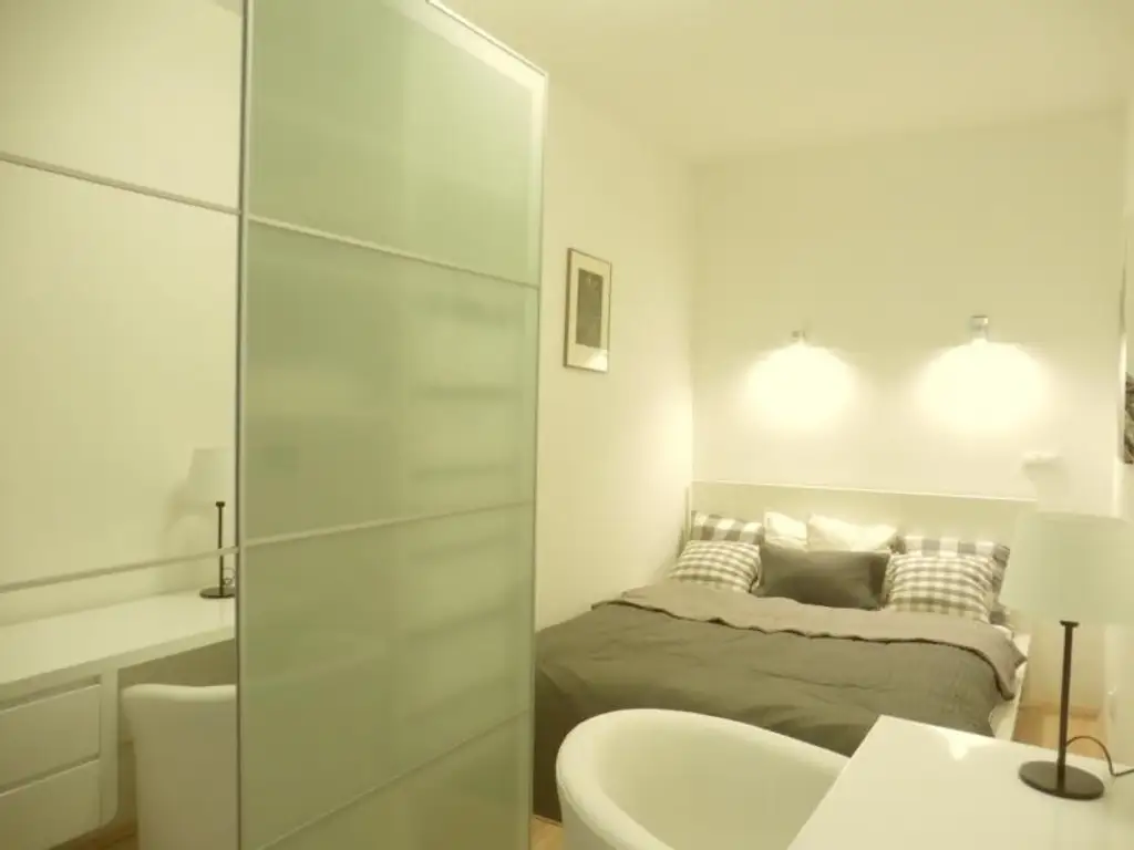 MITTEN IM DRITTEN: Möbliertes, vollausgestattetes Apartment!!! Klimaanlage!!!