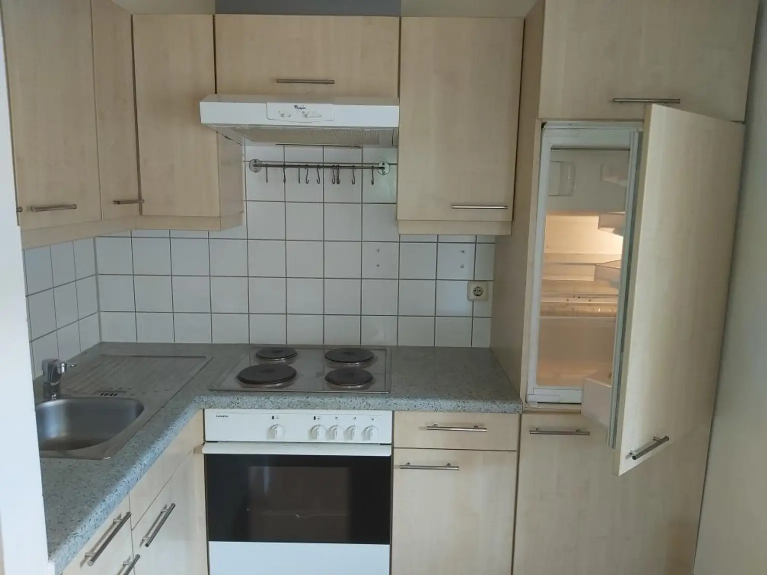 Zentrale 2-Zimmer-Wohnung mit Küchenblock und Balkon in Kapfenberg !