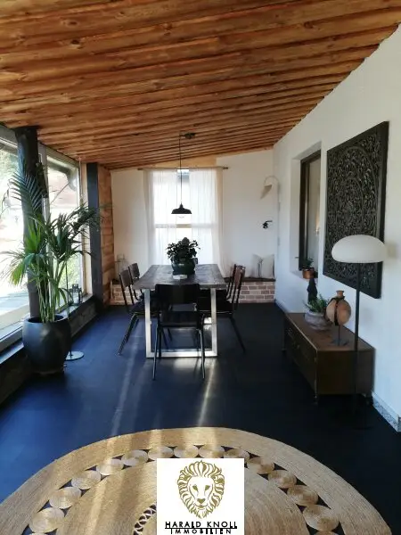 Wohn- und Betriebsgebäude in Natters