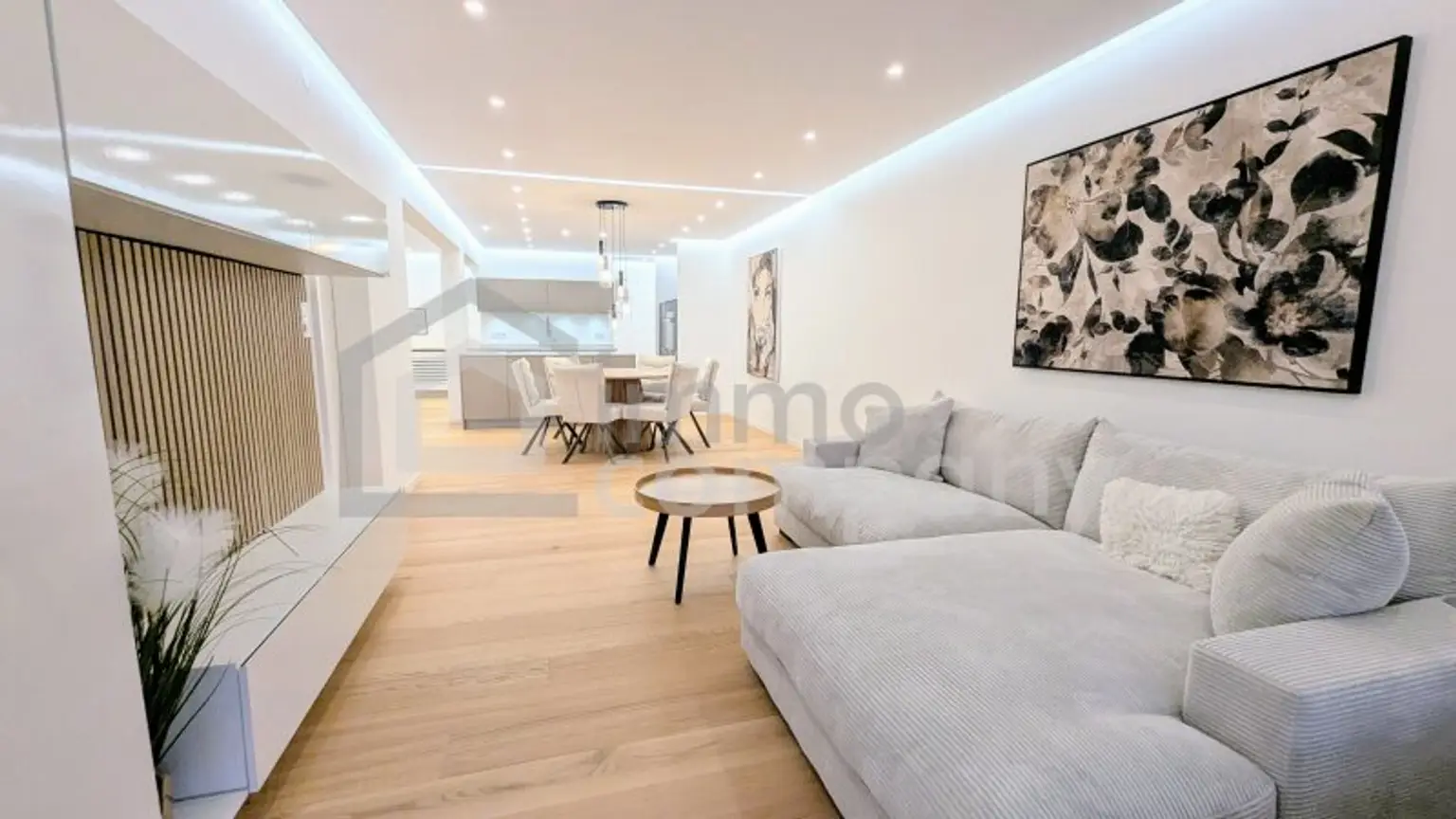 Exklusive 2-Zimmer-Wohnung mit Seeblick - Süd-West-Terrasse & moderner Einrichtung!