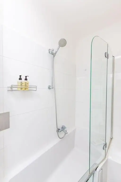 Moderne möblierte 1-Zimmerwohnung im Herzen von Wien - klein aber fein! Miete - All Inclusive!